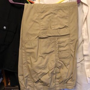 Men’s tactical khaki pants
